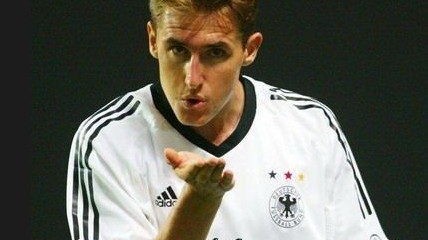 德国2-1沙特终结五场不胜，卫冕冠军世界杯前热身涉险过关