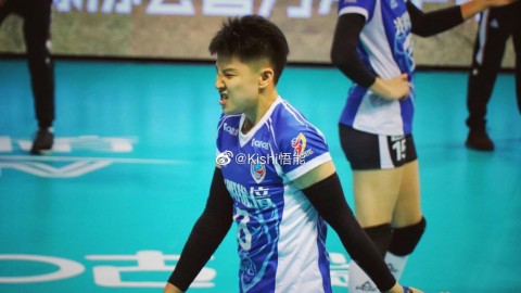 三十五岁女排老将张磊：以“老年人”之名，坚守赛场的倔强浪漫