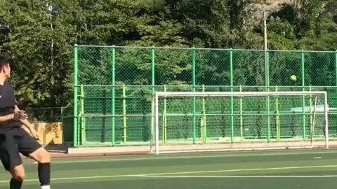 从孙兴慜到登贝莱，职业足球员的“双脚”如何练就成足坛顶级杀器？