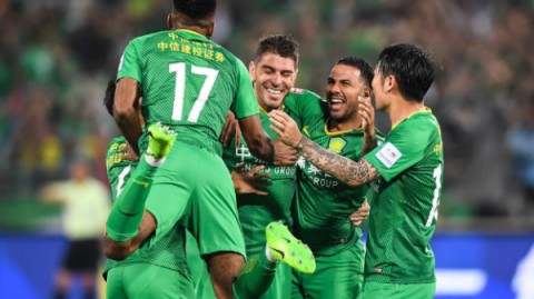 标题：北京国安2-0上海海港夺超级杯，达万世界波破僵局