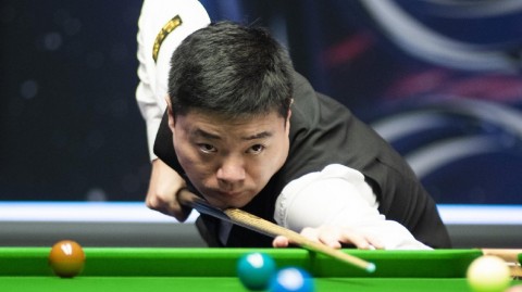 丁俊晖欧洲大师赛霸气侧漏 五比三力克瓦菲强势挺进三十二强