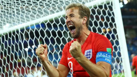 2026英格兰最高球员易主！2米06巨塔横空出世，身高传承迎来新时代